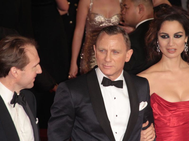 ralph-fiennes-daniel-craig-berenice-marlohe-2327683-f8d1b5e