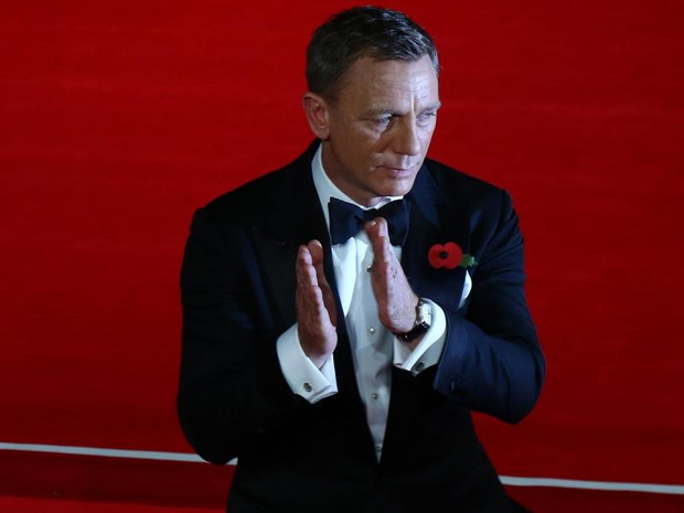 daniel-craig-2327684-006030d