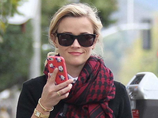reese-witherspoon-2330596-339f2c0