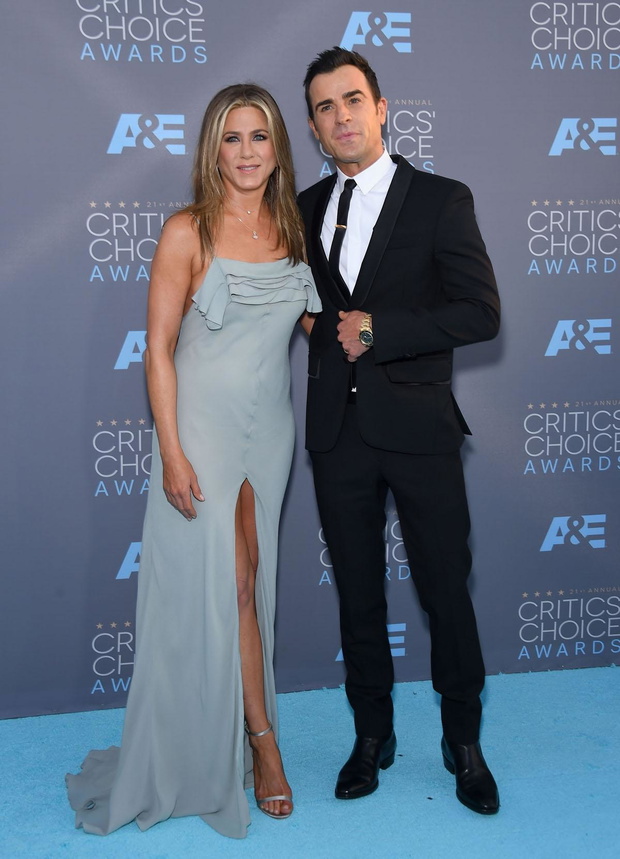 jennifer-aniston-i-justin-theroux-2395734-d572166