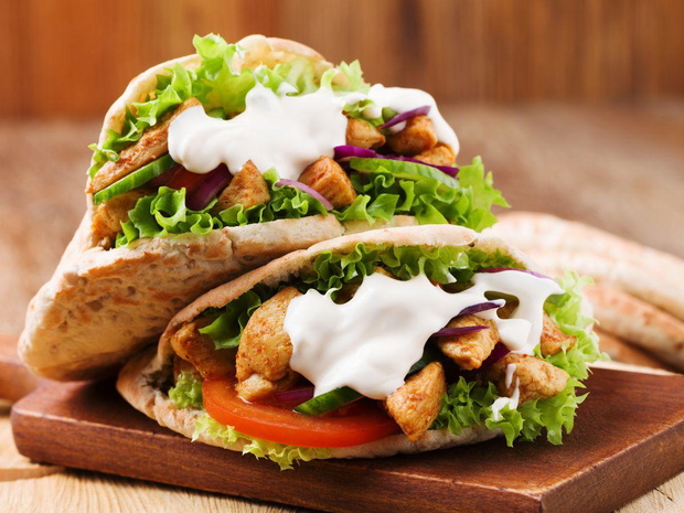 gyros-domowej-roboty-w-picie-2508133-20e182a