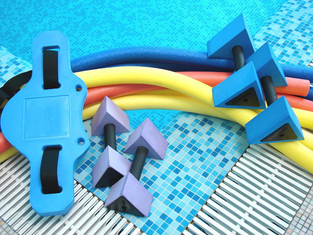 przyrzady-do-aqua-aerobiku-2440739-0b80a04