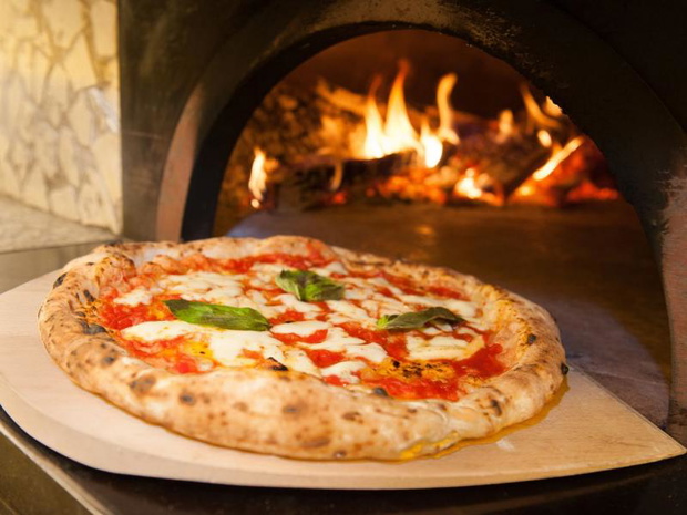grube-ciasto-na-pizze-2493890-f67930e