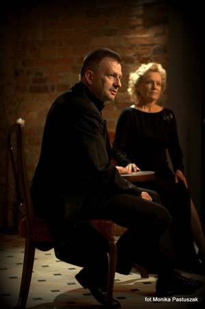 Zdjęcia z próby Dziś wieczór arszenik czyli komedia z kawą w Teatrze Kamienica