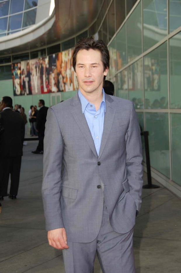 ALLONS168916Keanu-Reeves-02-7048980