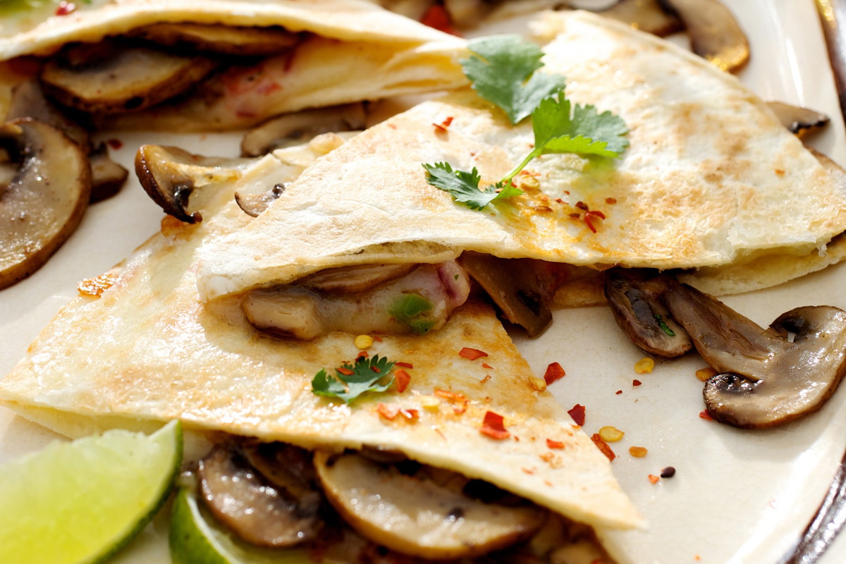 quesadillas z pieczarkami