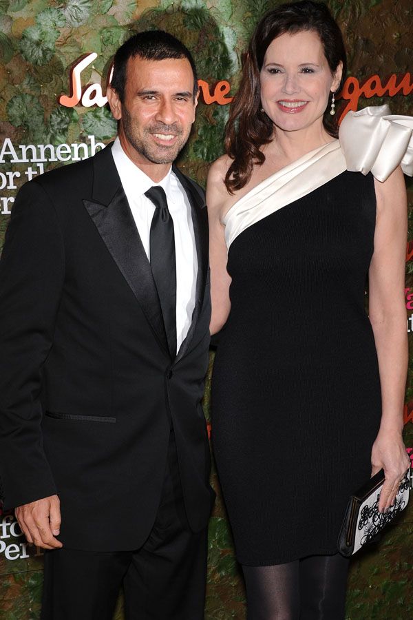 Geena Davis i Reza Jarrahy