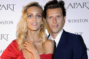 Anja Rubik, Sasha Knezevic