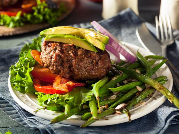 dieta-paleo-hamburger-z-warzywami-2437300-f379777