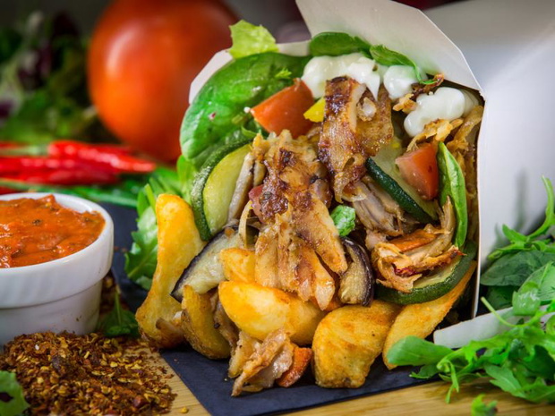 ile-kalorii-ma-kebab-box-2523194-5c004ce