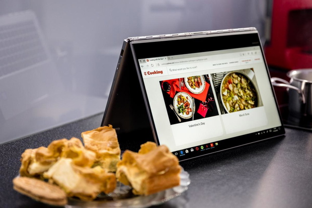 lenovo-yoga-920-2418159-52d0833