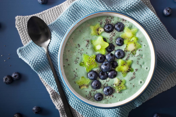 co-jesc-aby-obnizyc-poziom-homocysteiny-smoothie-2483552-5433fa0