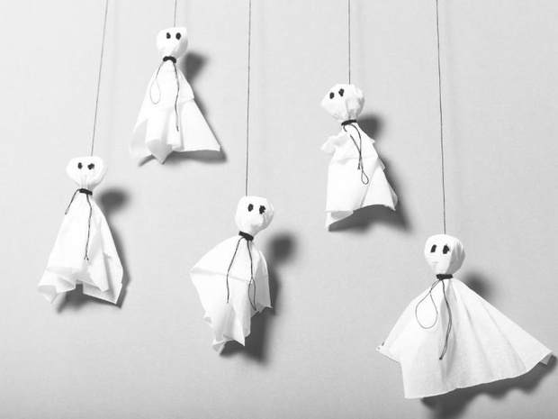 ozdoby-na-halloween-z-papieru-duszki-2490294-9886d0a
