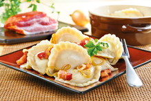 Pierogi ruskie z boczkiem