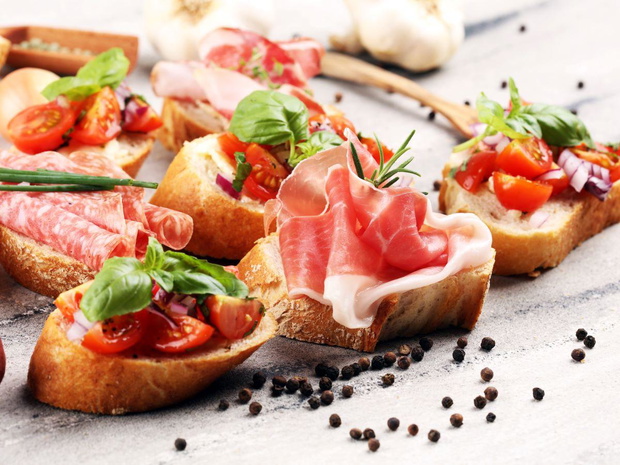 letnie-przekaski-na-impreze-bruschetta-2485892-3cd0708