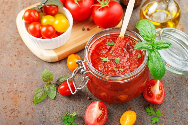 passata-z-pomidorkow-koktajlowych-2459034-2ac6ea6