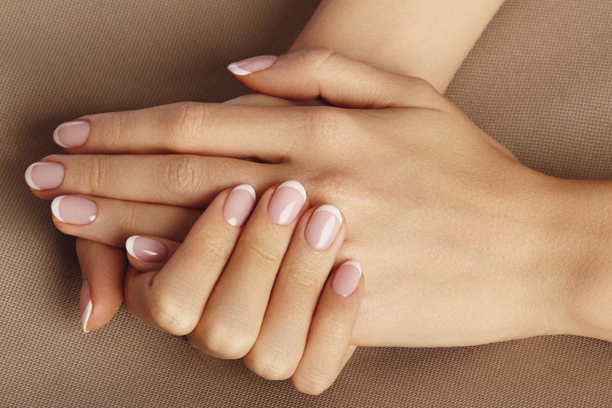 Manicure biologiczny - co to jest, na czym polega, jak go zrobić w domu, ile kosztuje