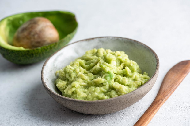 meal-prep-przepis-na-paste-z-awokado-2511236-da7dbf0