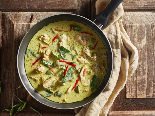 rozgrzewajace-danie-zielone-curry-2466444-619971e