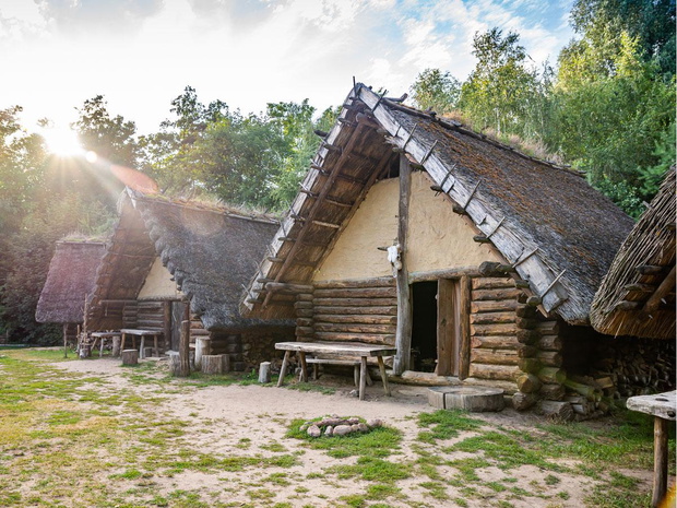 wioska-piastow-biskupin-2490113-8a35fbb