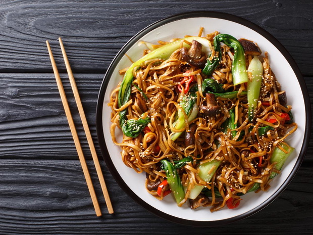 pad-thai-z-kapusta-pekinska-2466537-0e9d218