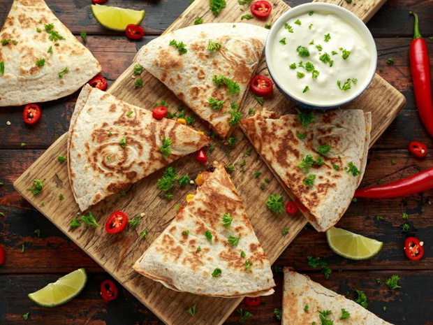 tortilla-z-kurczakiem-na-cieplo-2511873-cd988f9