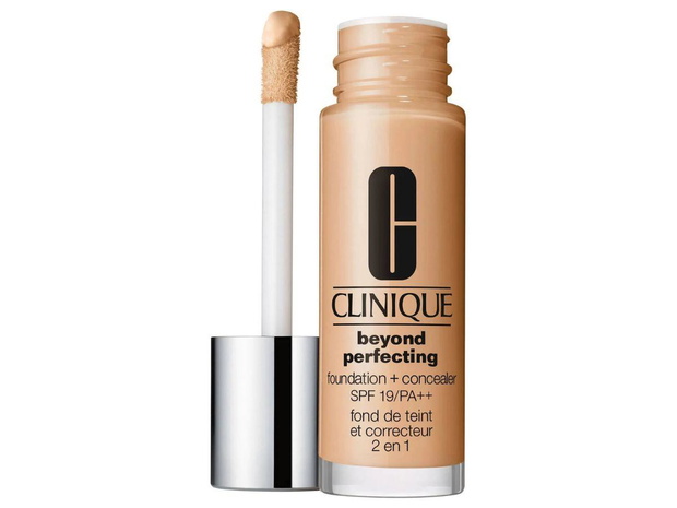 geste-podklady-beyond-perfecting-clinique-2490577-a3ee5a0