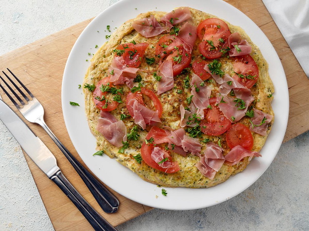 szybkie-sniadanie-omlet-2467440-a21db5c