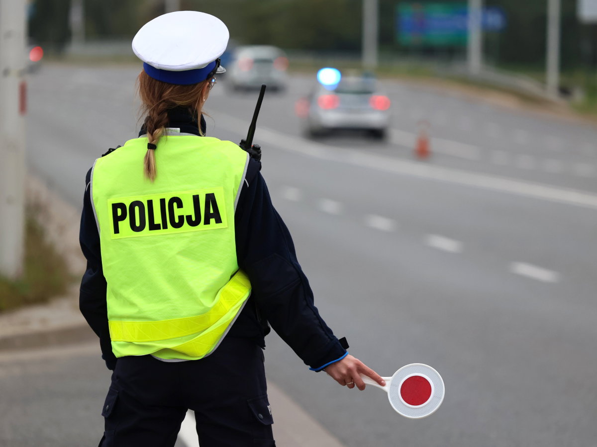 Policjantka zatrzymała samochód do rutynowej kontroli. Nie sądziła, że to zmieni jej życie na dobre