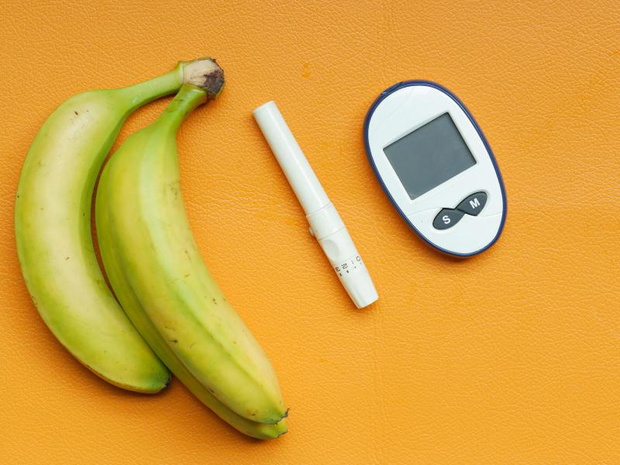 wplyw-bananow-na-poziom-cukru-we-krwi-2492093-e2ae63a