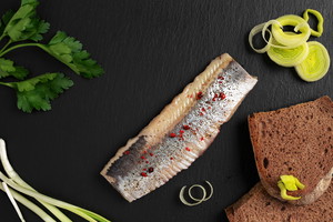 śledzie kcal