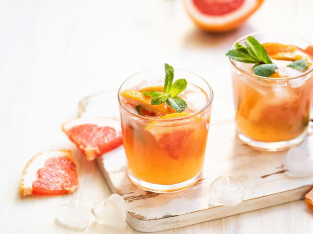 drinki-z-aperolem-tropical-aperol-drink-2493127-c81067b
