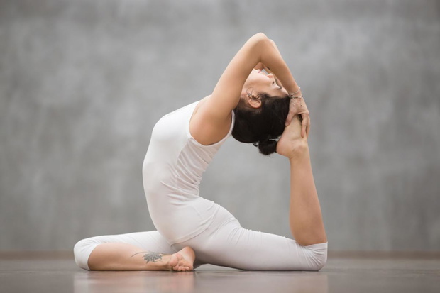 pozycja-golebia-joga-2492851-8b0f8b2