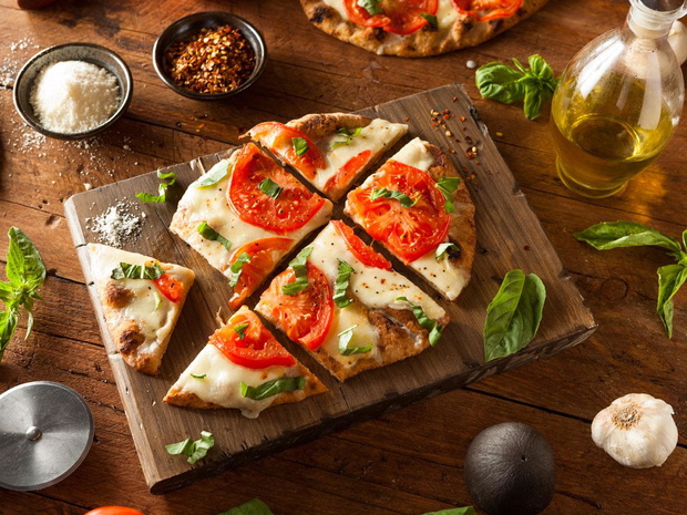 puszysta-pizza-bezglutenowa-2495311-7f77ebb