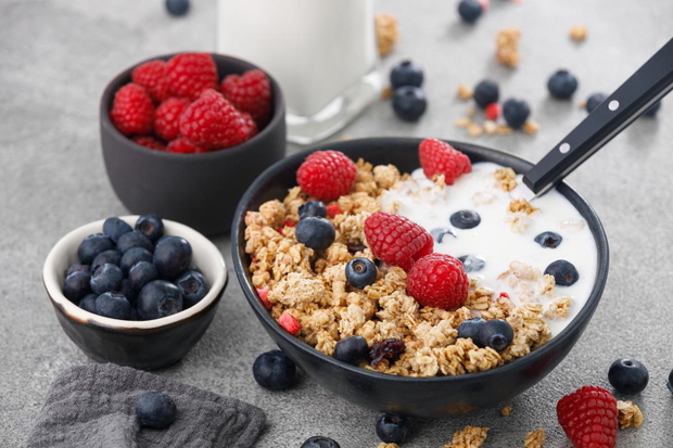 scrambled-oats-wiralowe-zdrowe-sniadanie-z-tiktoka-2497685-ffc4442