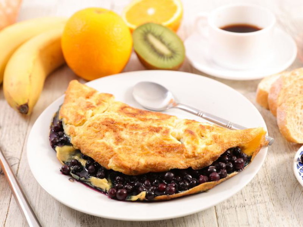 omlet-z-bialek-na-slodko-2518448-c72cb0a