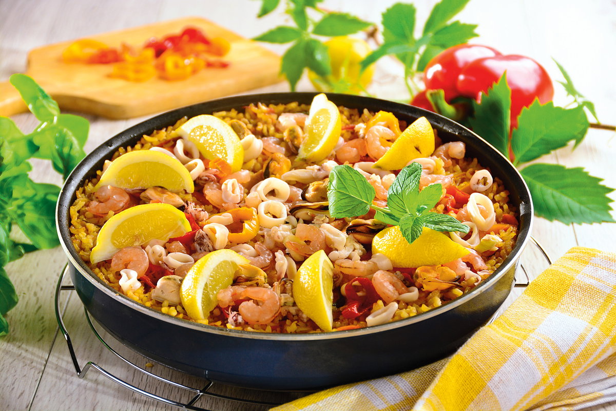 Paella z owocami morza