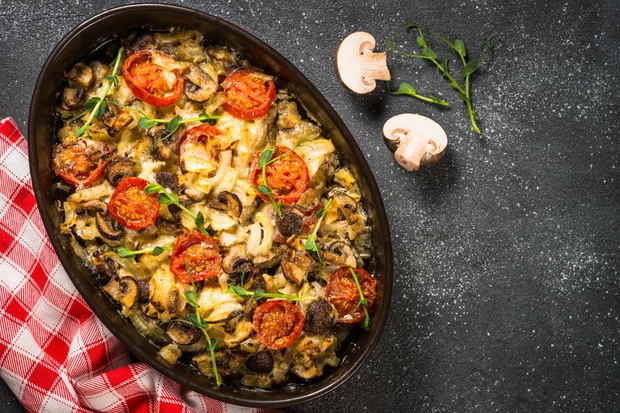 keto-zapiekanka-z-mie-sem-mielonym-i-pieczarkami-jpg-2504099-75724f4