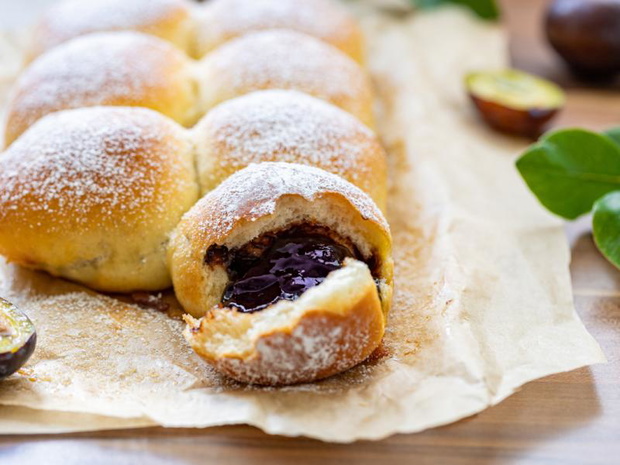fit-paczki-twarogowe-na-drozdzach-i-z-nadzieniem-jagodowym-2523106-a970c8f