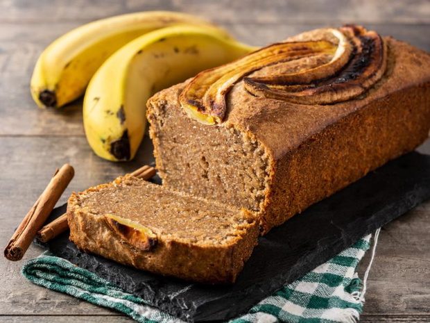 weganski-chlebek-bananowy-z-maslem-orzechowym-2520805-24f765b