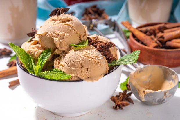 korzenne-keto-lody-2500344-e159503