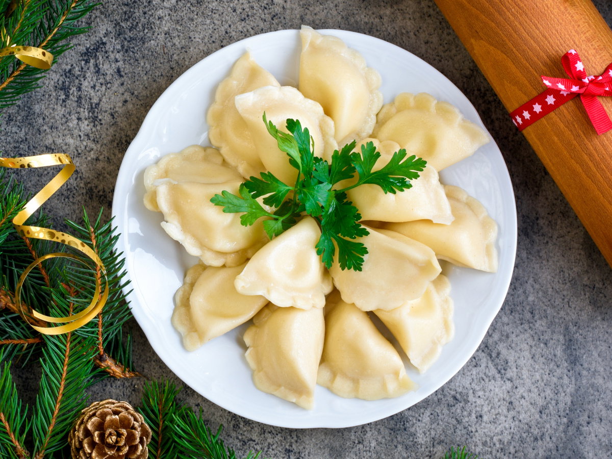ciasto na pierogi bez jajka i masła