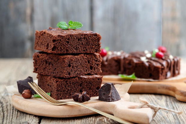 keto-brownie-z-maka-migdalowa-i-kokosowa-2501164-580b96e