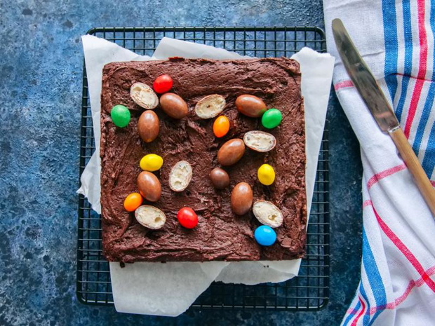 proste-ciasto-na-wielkanoc-brownie-2481471-43e58be