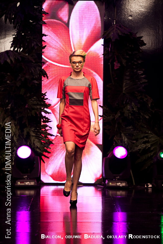 czerwona sukienka Bialcon - wiosna/lato 2011