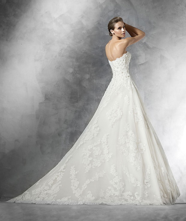 suknia ślubna Pronovias