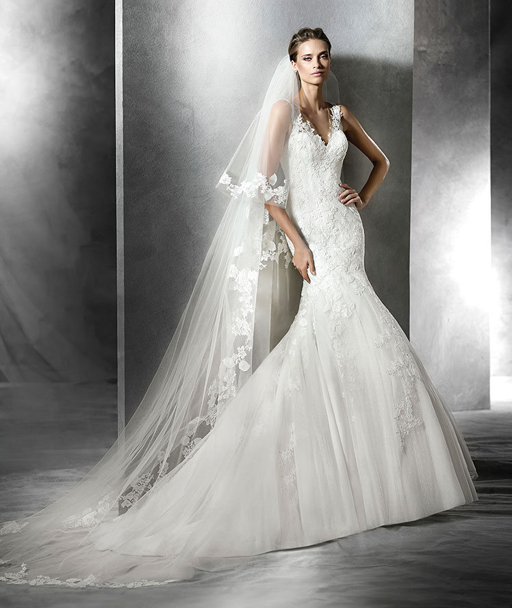 suknia ślubna Pronovias