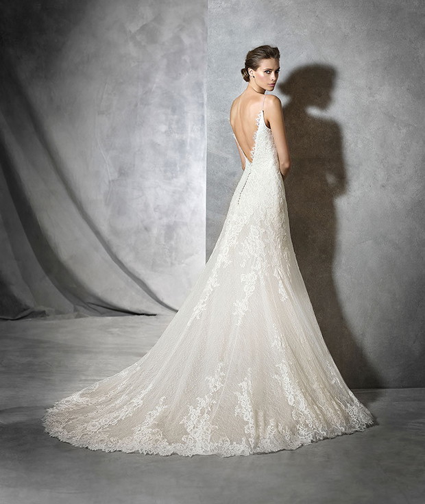 suknia ślubna Pronovias