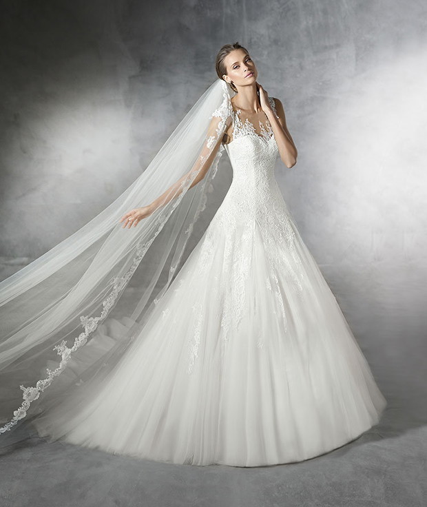 suknia ślubna Pronovias