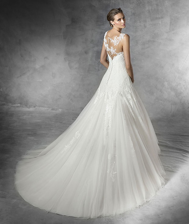 suknia ślubna Pronovias